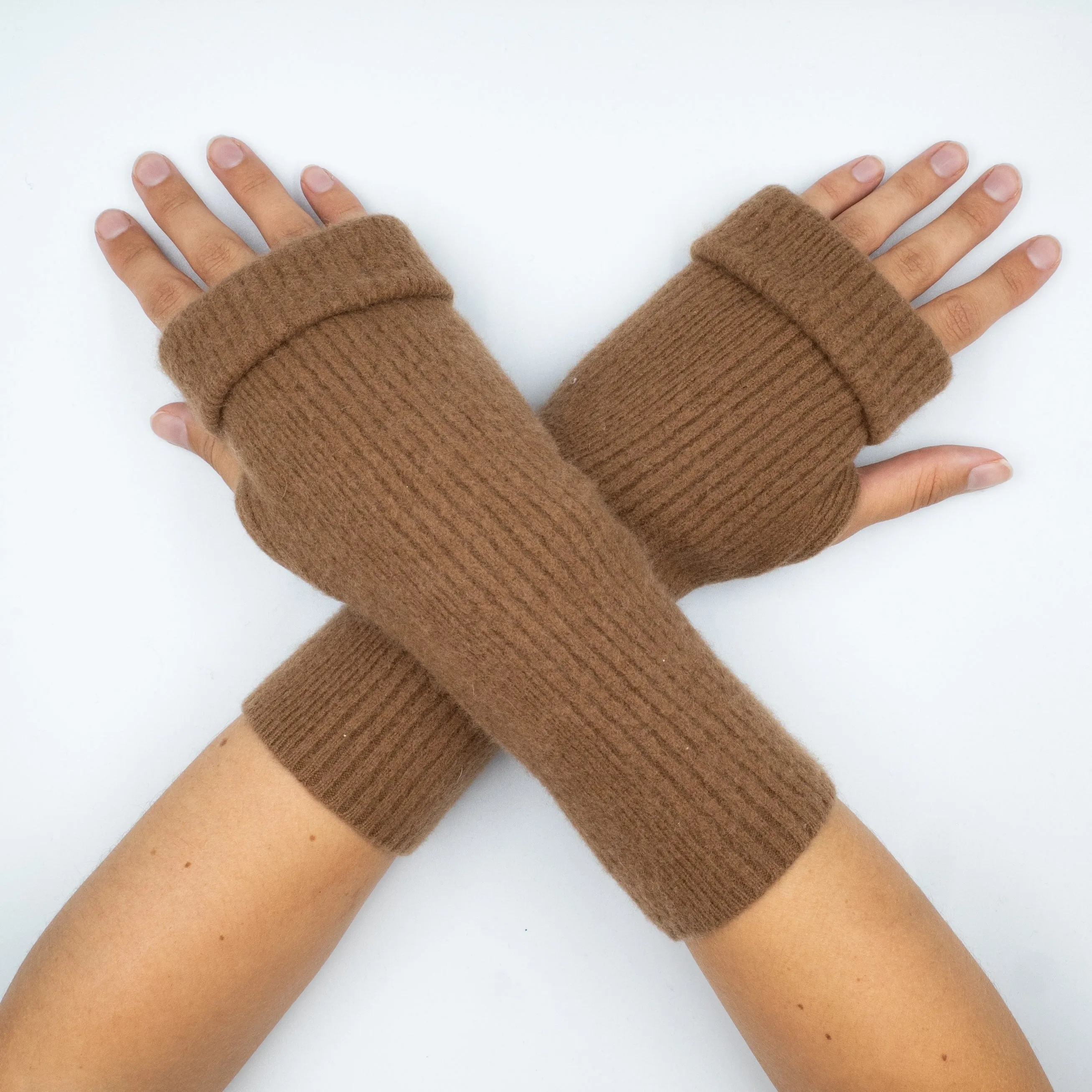 Chestnut Brown Rib Cashmere Fingerless Gloves