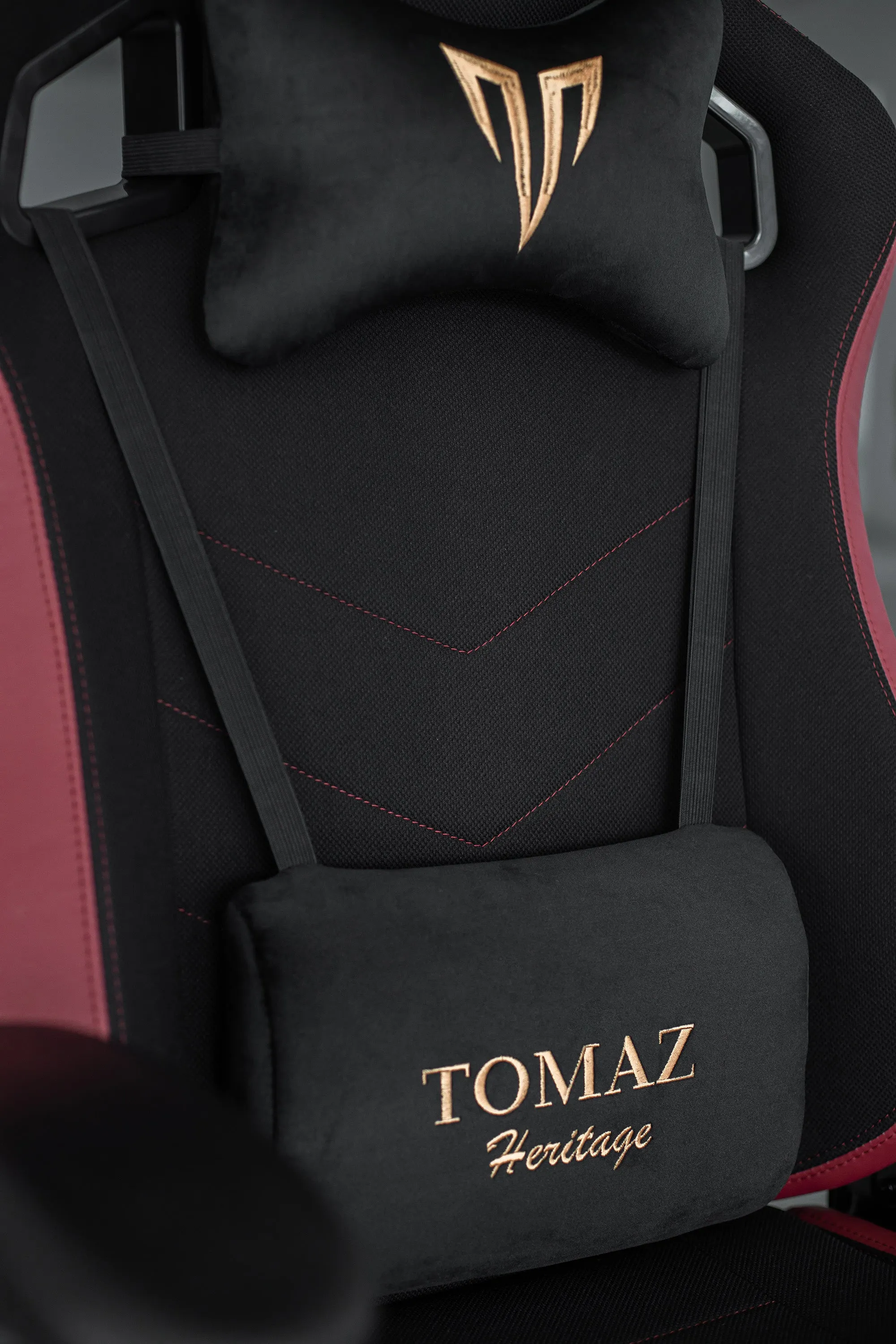 Tomaz Blaze X Pro Gaming Chair (Black Red Fabric)